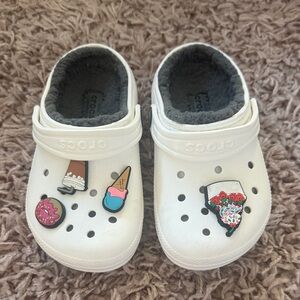 CROCS Kids White Slippers with Fun Charms